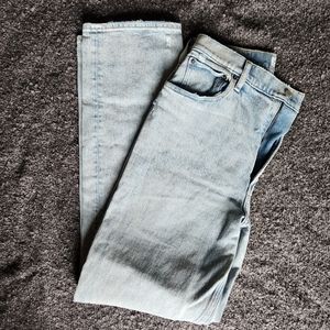 Abercrombie Curve Love 90s Straight Ultra High Rise Light Wash Jeans 30L 10L